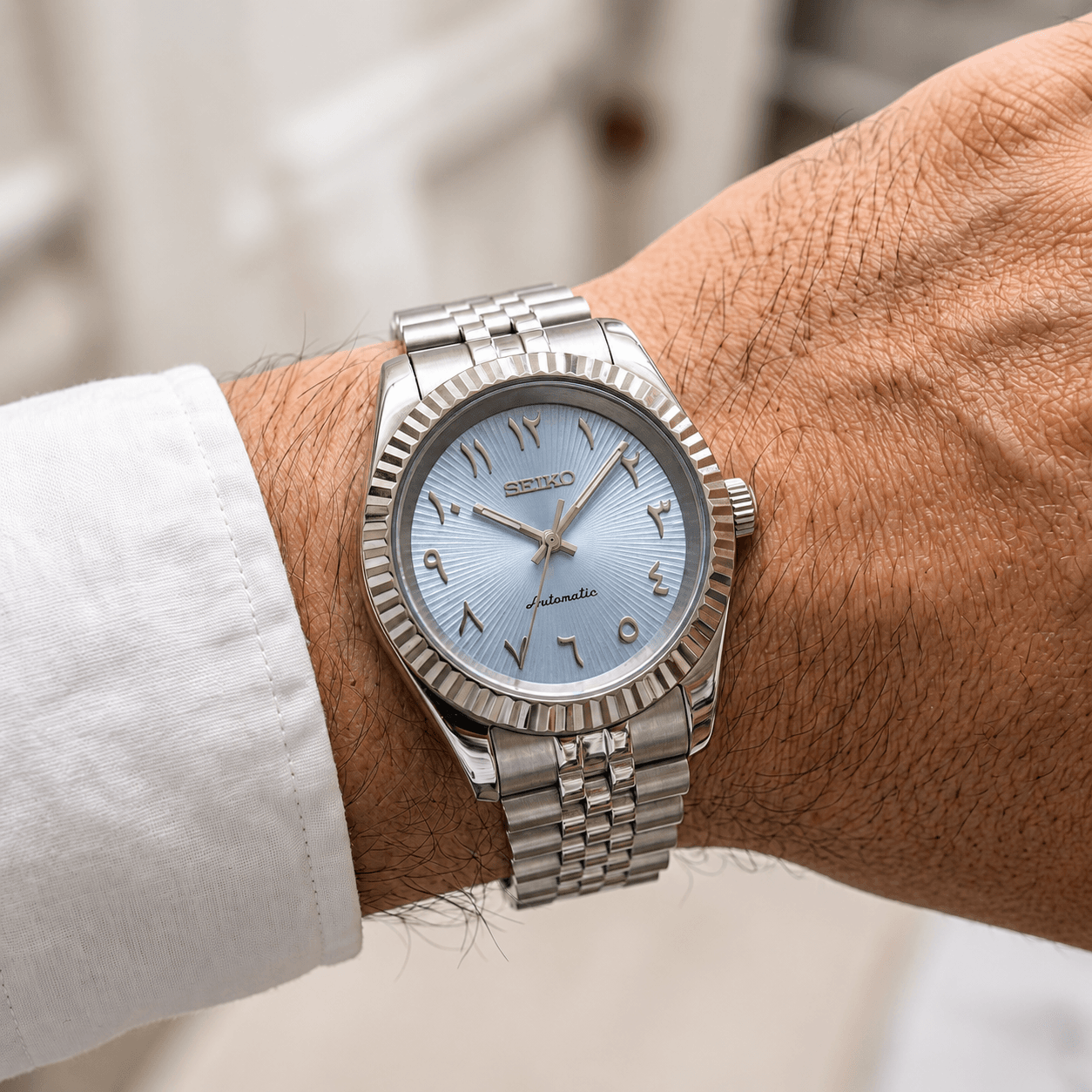 Seikojust modèle Datejust cadran arabe bleu